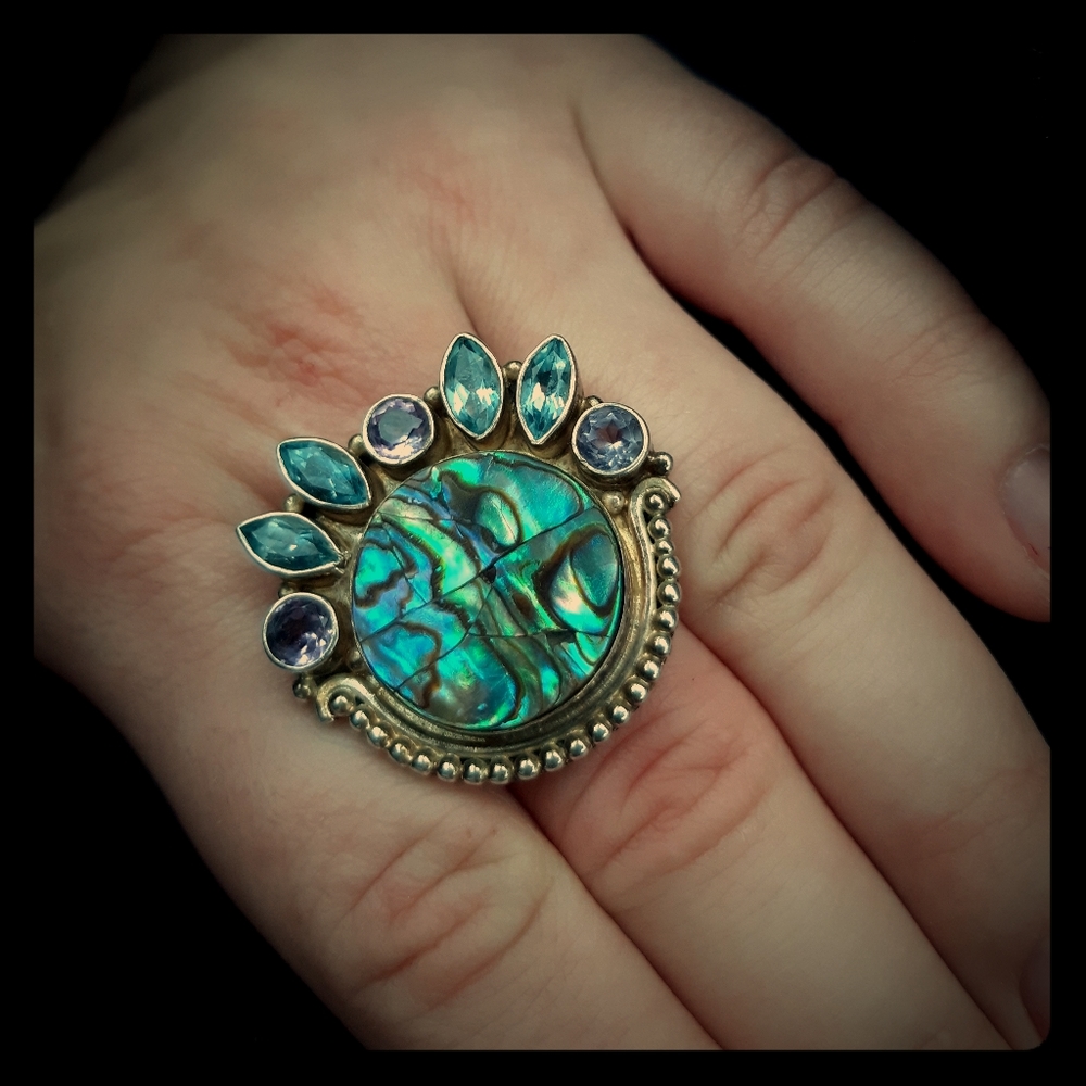 Vintage 925 silver and stones ring